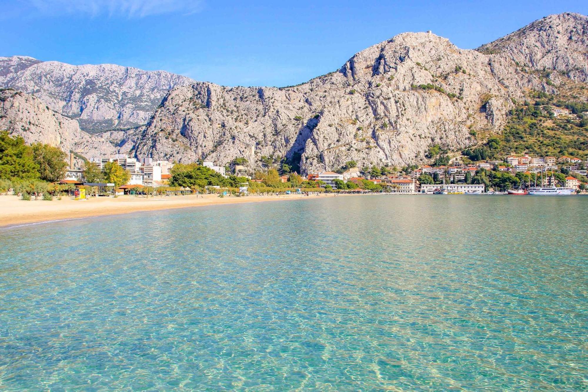 Jolara With Heated Pool