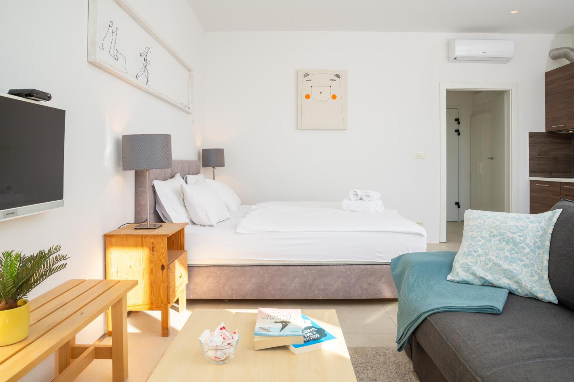 Apartment Jolara With Heated Pool Mimice